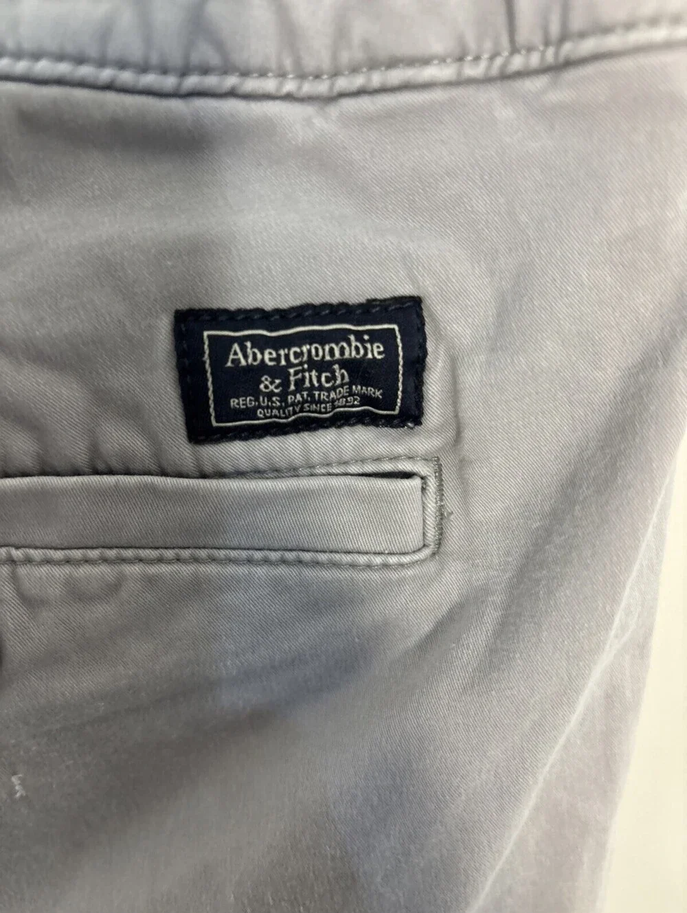 ABERCROMBIE FINCH Shorts Mens 34 Gray Classic Fit Chinos Preppy Academia